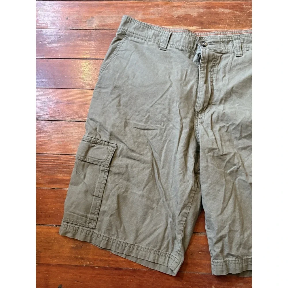 Eddie Bauer Cargo Shorts Men's Size 34 Inseam 12